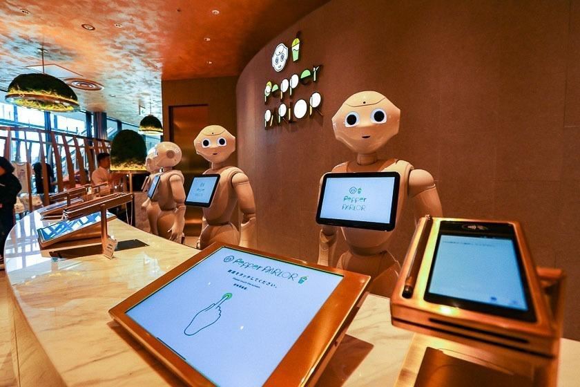 การประยุกต์ใช้คอมพิวเตอร์ขนาดเล็กใน AI ในอุตสาหกรรมการจัดเลี้ยง